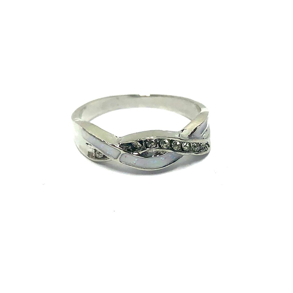 Women’s Imitation White Opal Ring